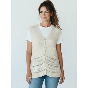 Hunt Club NWOT Vintage Equestrian Cream Knit Button-Front Vest. Size M.